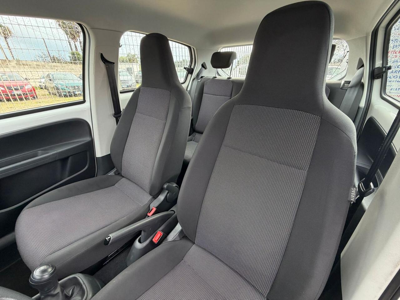 Volkswagen up! 1.0 benz - 2017