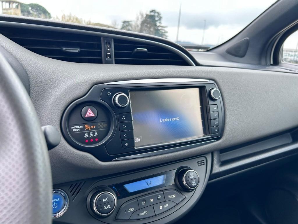 TOYOTA Yaris III 2015 - Yaris 5p 1.5h Style my16