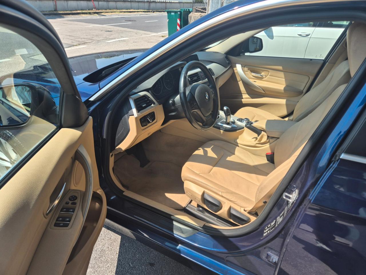 Bmw 320 320d xDrive Touring Business Advantage