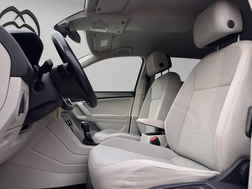 Volkswagen Tiguan 2.0 TDI SCR Business 4Motion DSG