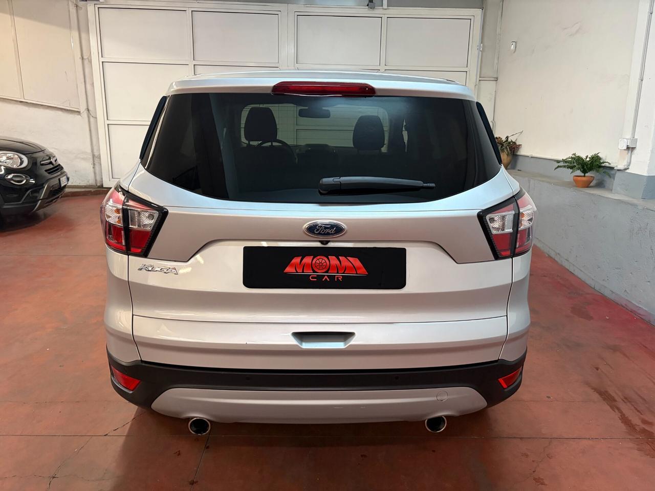 Ford Kuga 1.5 TDCI 120 CV S&S 2WD Powershift Edition
