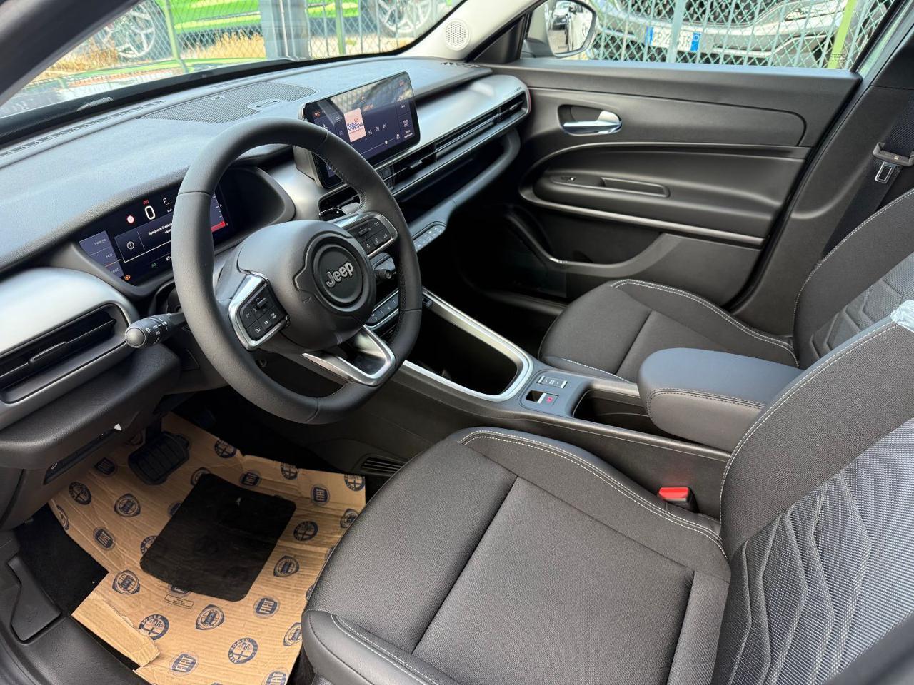 Jeep Avenger 1.2 turbo e-hybrid mhev Summit fwd 110cv edct6