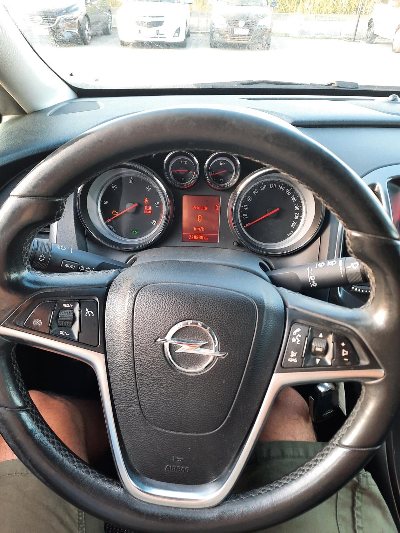 Opel Astra 1.7 CDTI 110CV Sports Tourer Cosmo