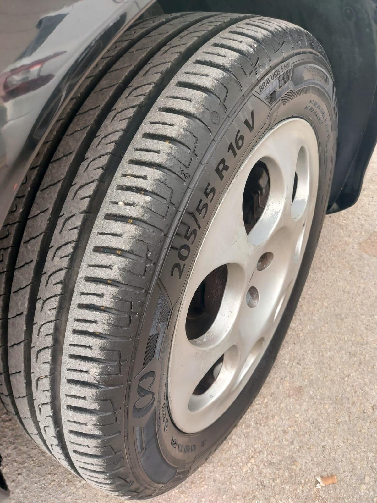 Alfa Romeo 147 1.9 JTD M-JET 16V 5 porte Dist.