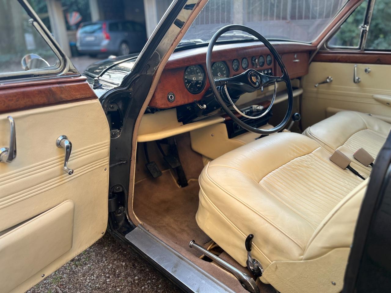 Jaguar MK II Mk2 3.8 S