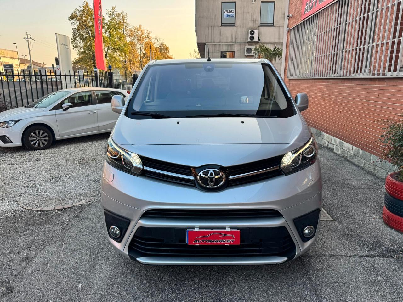 Toyota Proace VERSO LUXURY 2.0D 177cv AUTOMATICO PELLE