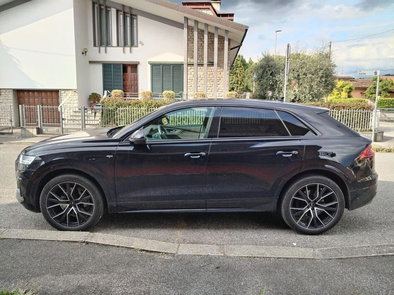 Audi Q8 S Line Sport 3.0 50 TDI MHEV