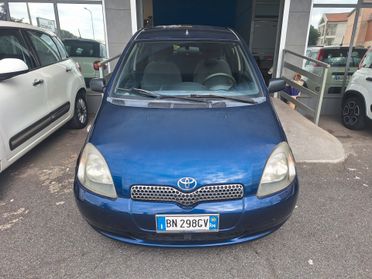Toyota Yaris 1.0i 16V cat 5 porte Sol