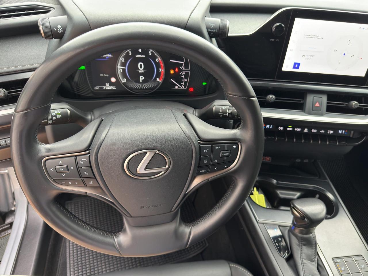 Lexus UX 250h 2.0 Design 2wd my23