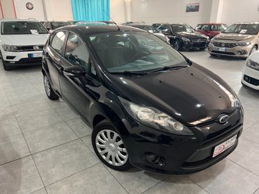 Ford Fiesta 1.4 97 CV - GPL Titanium - 2010