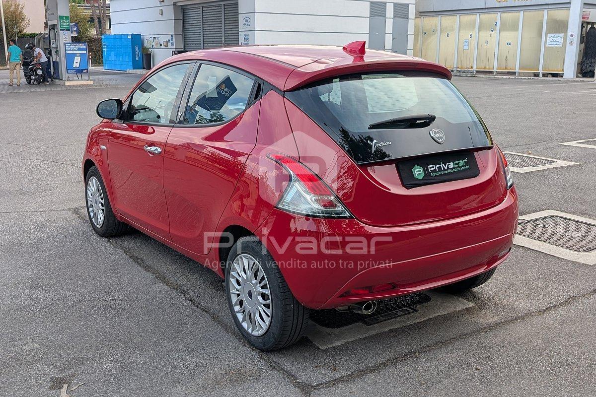 LANCIA Ypsilon 1.2 69 CV 5 porte Silver