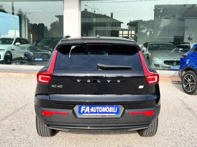 VOLVO XC40 T4 Recharge Plug-in Hybrid autom. Ultimate Dark