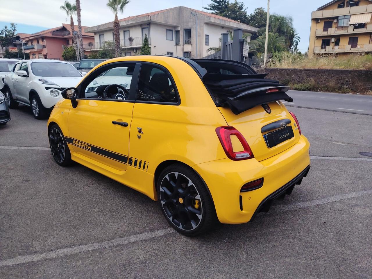 Abarth 595 C 1.4 Turbo T-Jet 180 CV Competizione