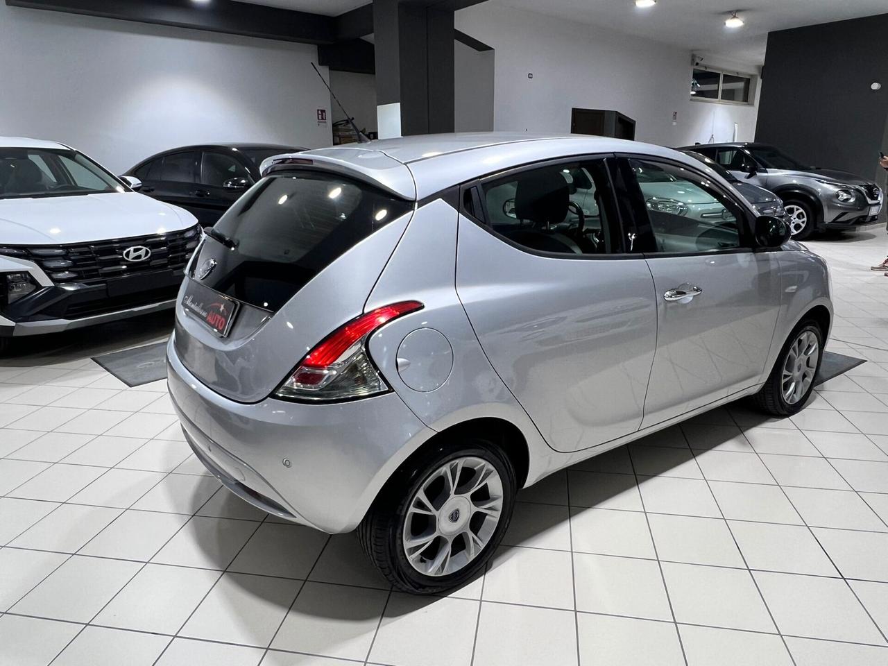 Lancia Ypsilon 1.3 MJT 16V 95 CV 5 porte S&S Gold