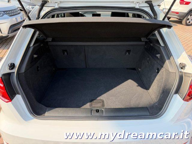 AUDI A3 SPB 30 TDI S-Tronic S-Line Exterior