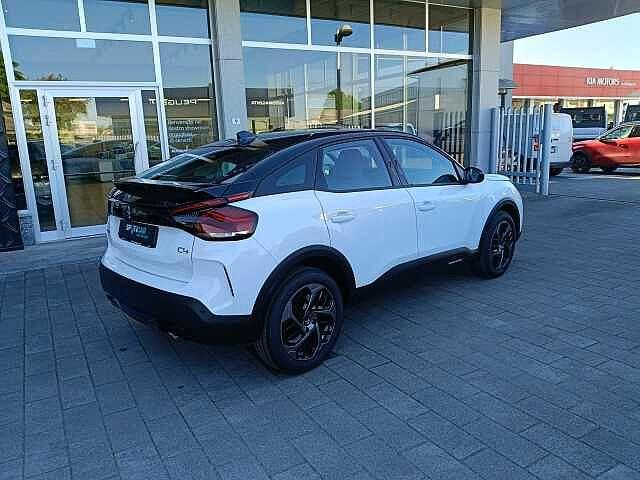 Citroen C4 1.2 Hybrid 136cv DC6 BUSINESS KM ZERO