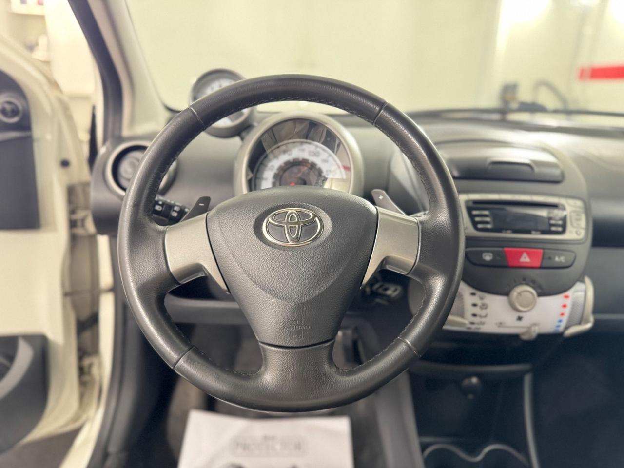 Toyota Aygo 1.0 12V *AUTOMATICA*