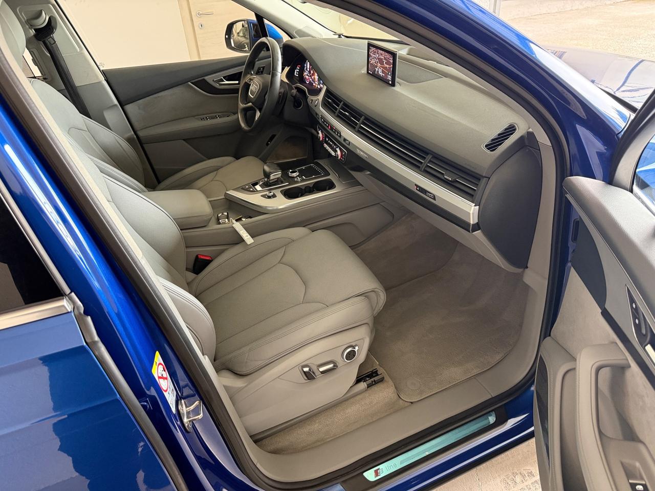 Audi Q7 3.0 tdi Sport Plus quattro tiptronic