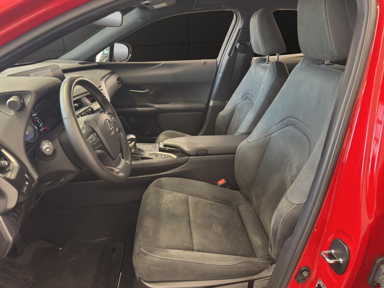 Lexus UX 250h 2.0 Executive 2wd cvt my20
