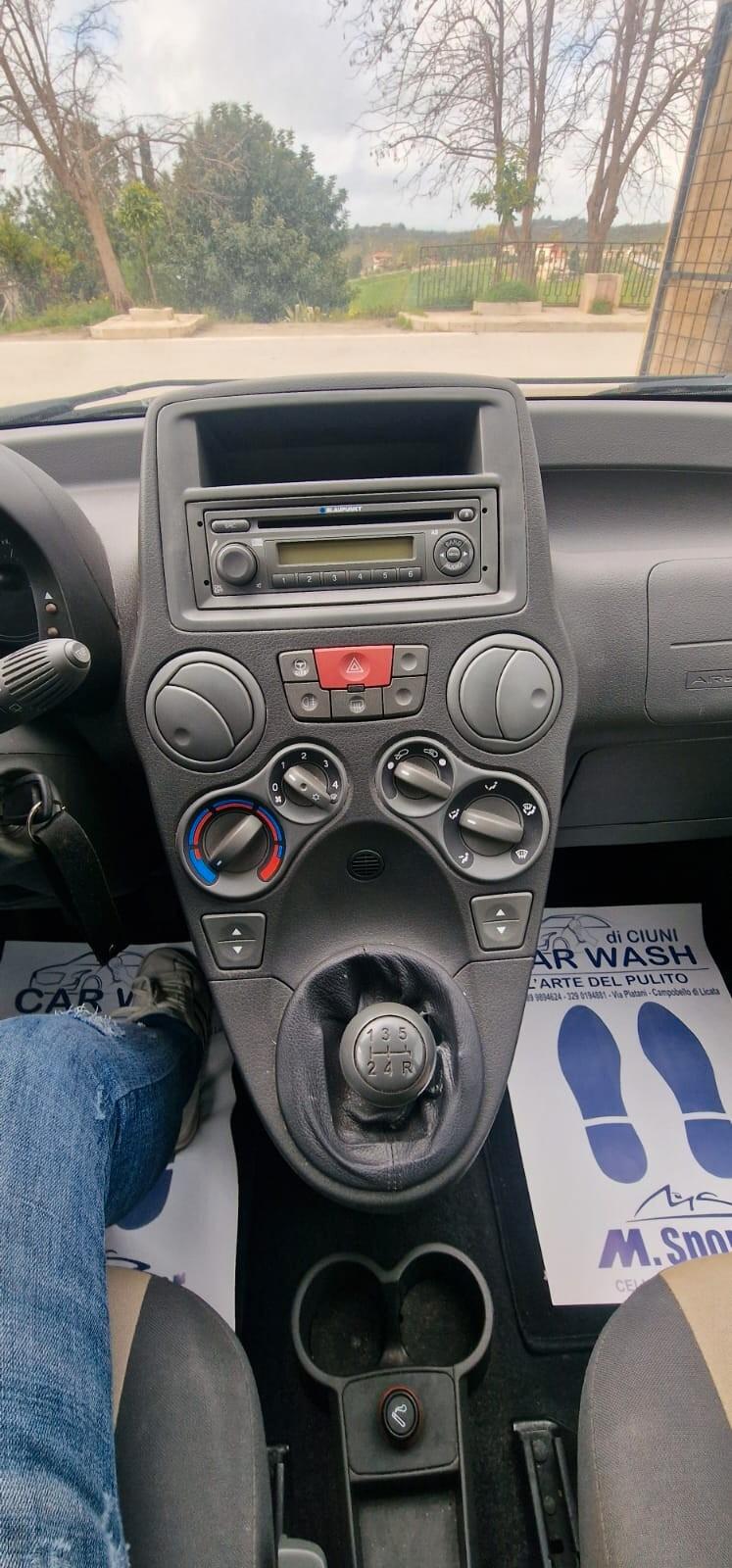 FIAT PANDA 1.2 BENZINA SOLI 153500 KM