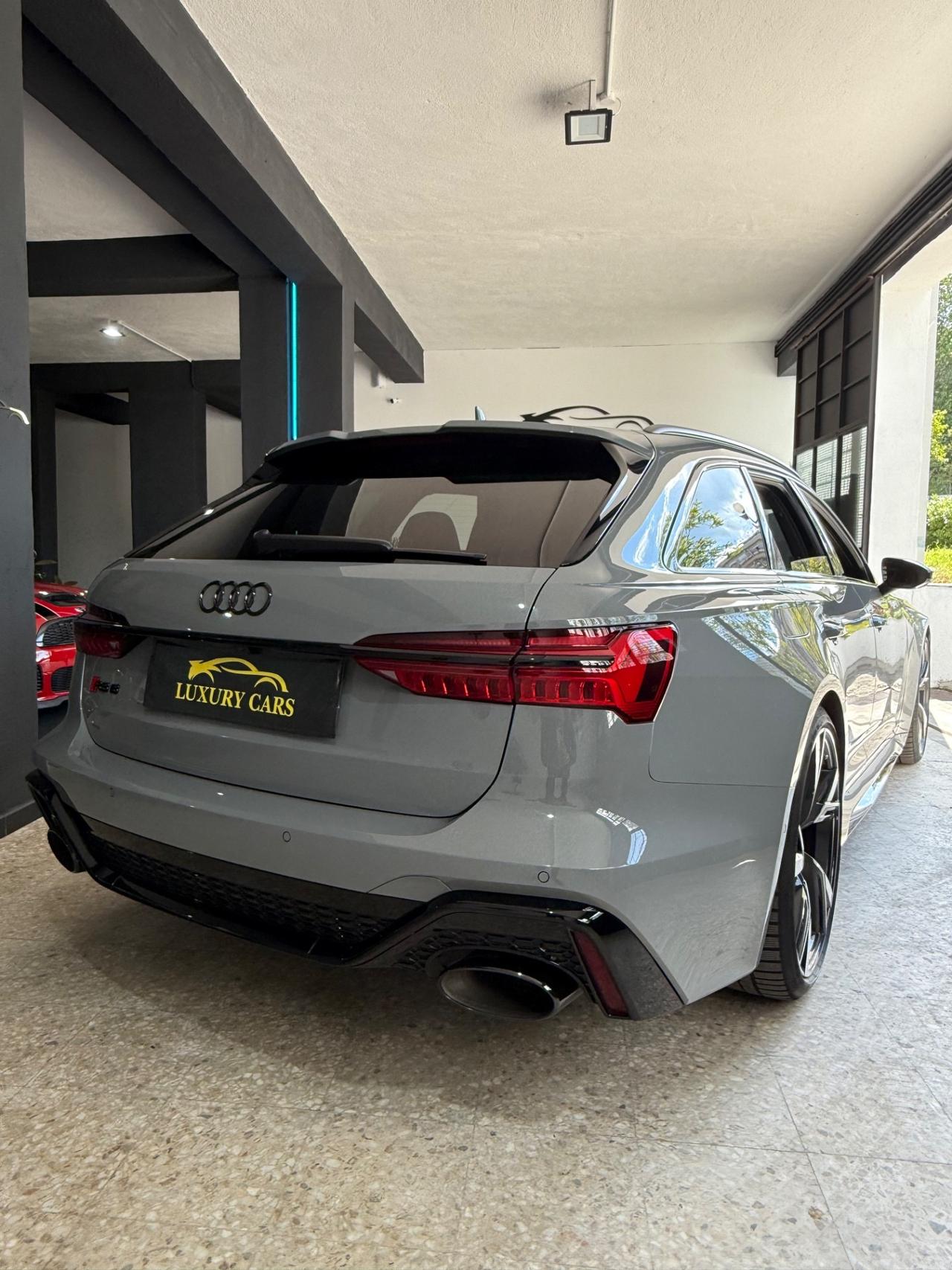 Audi A6 RS 6 Avant 4.0 TFSI V8 QUATTRO STRAFULL