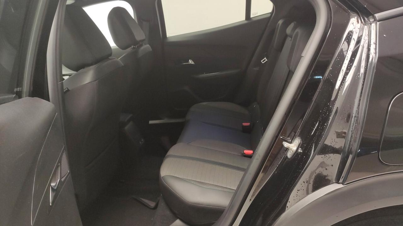 Peugeot 2008 BlueHDi 130 S&S EAT8 Active Pack