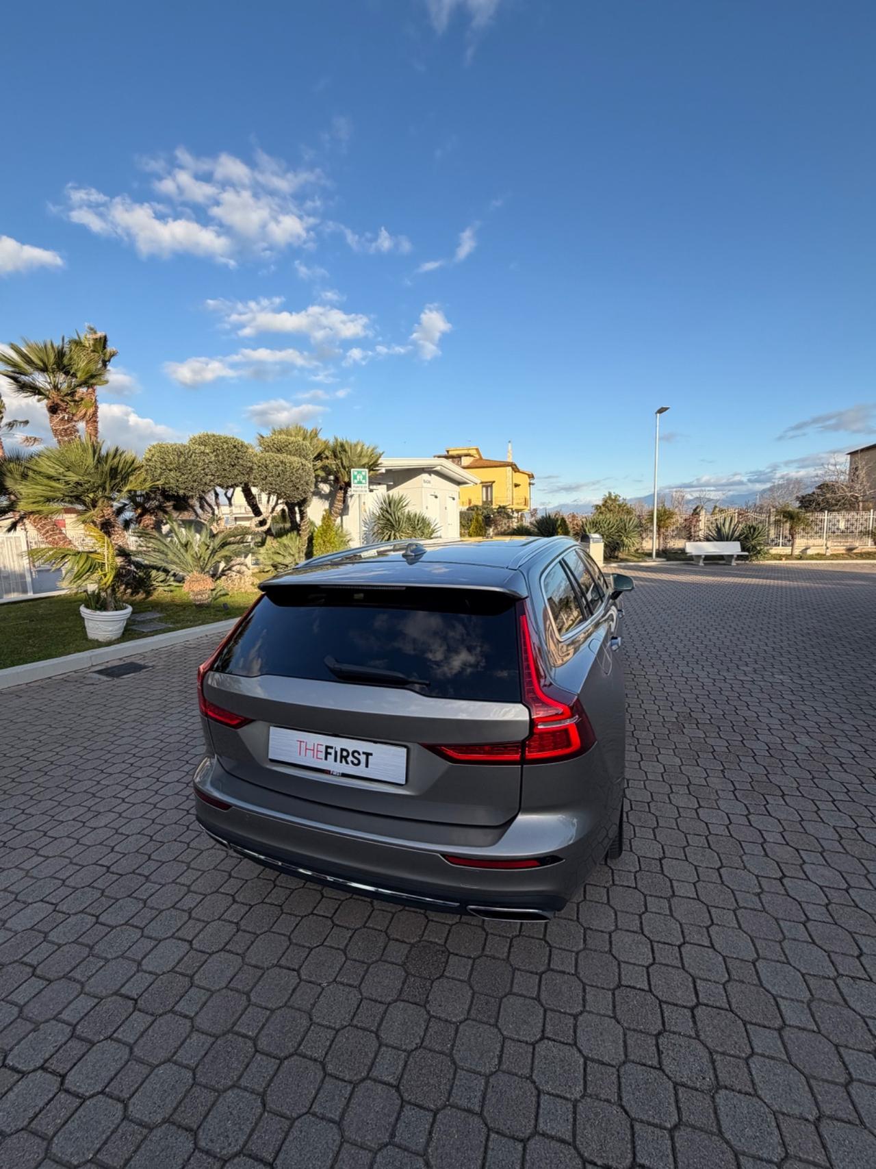Volvo V60 D3 R-design