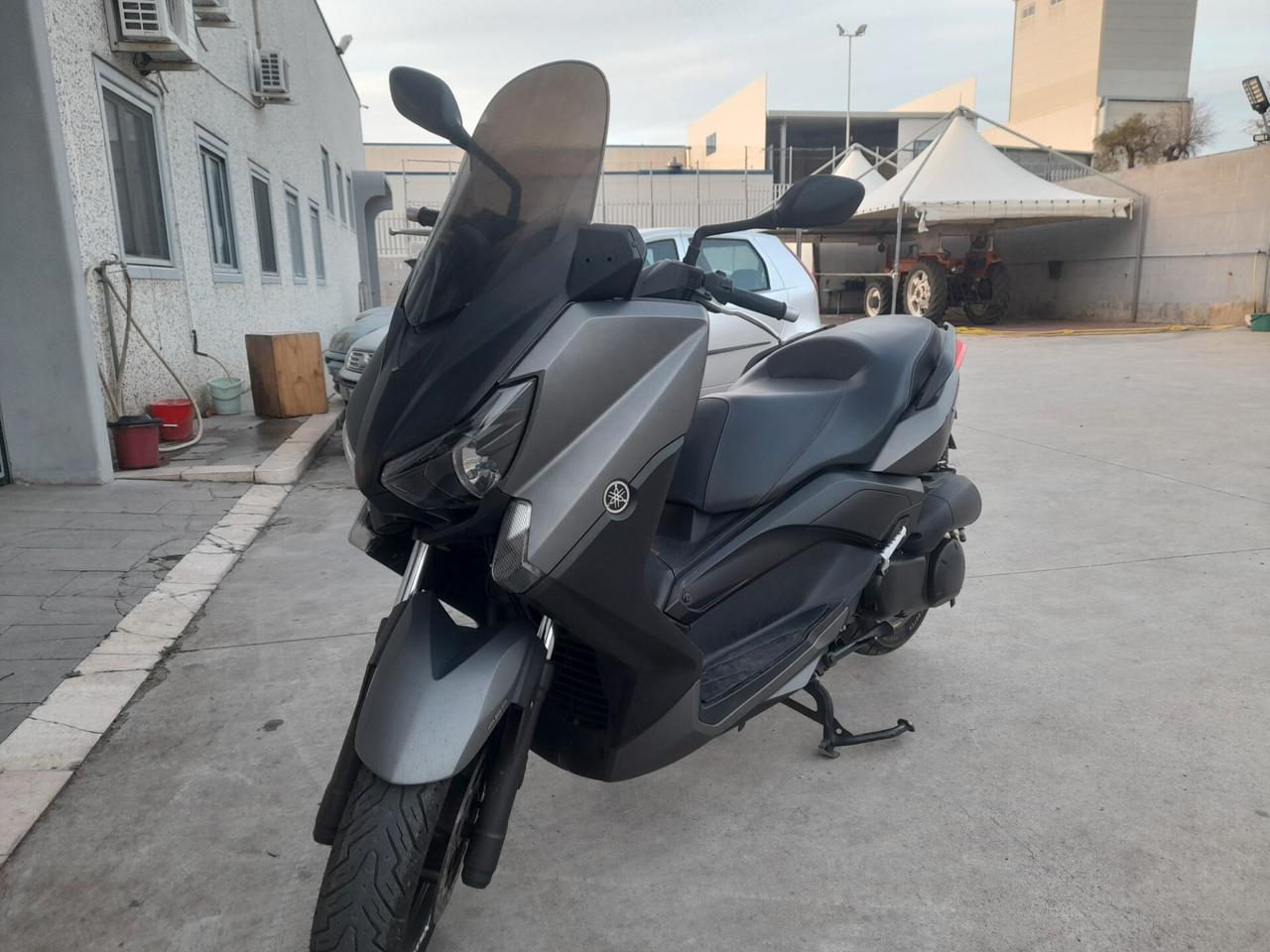 Yamaha X-Max 250