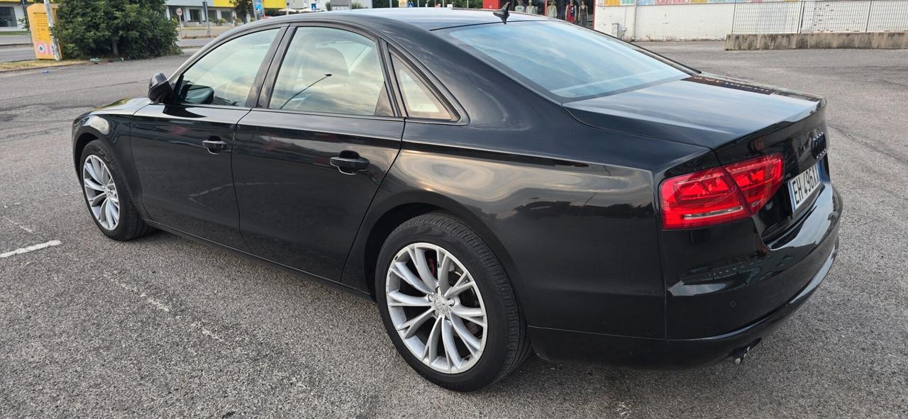 Audi A8 3.0 TDI 250 CV quattro tiptronic