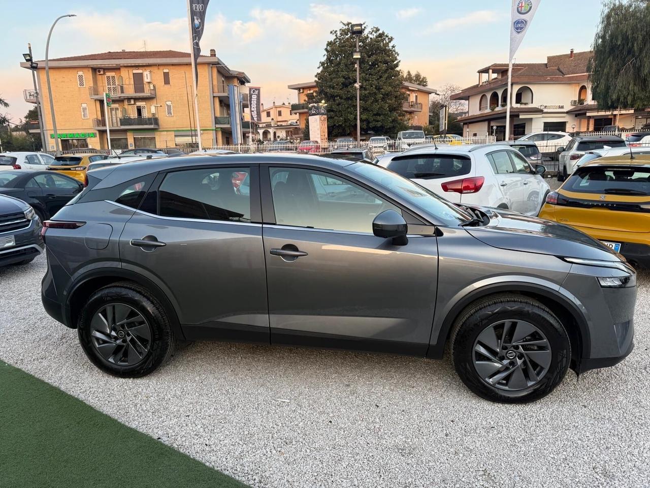 Nissan Qashqai MHEV 140 CV Business