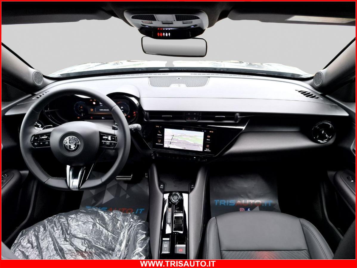 ALFA ROMEO Junior 1.2T Hybrid eDCT6 145cv Speciale NEOPATENTATI IVATA