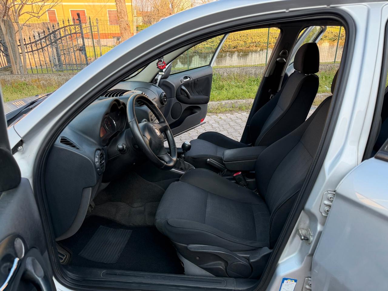 Alfa147 1.9 JTD 5 porte Ok Neopatentati