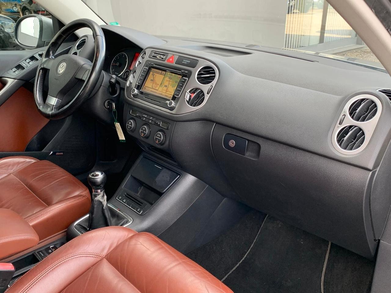 Volkswagen Tiguan 2.0 16V TDI DPF 4motion Sport & Style (18°)