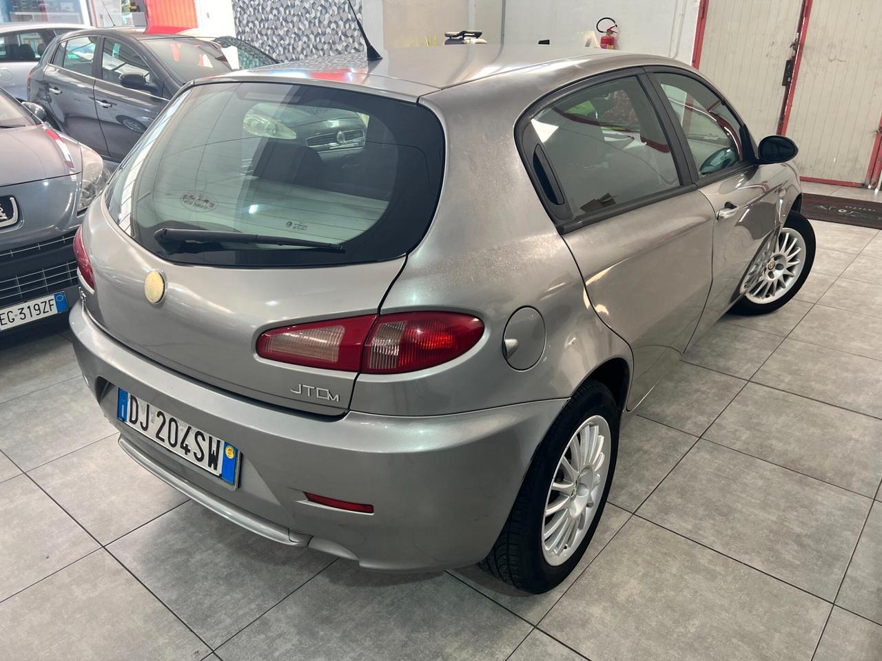 Alfa Romeo 147 1.9 JTD 120 CV - Progression - 2007