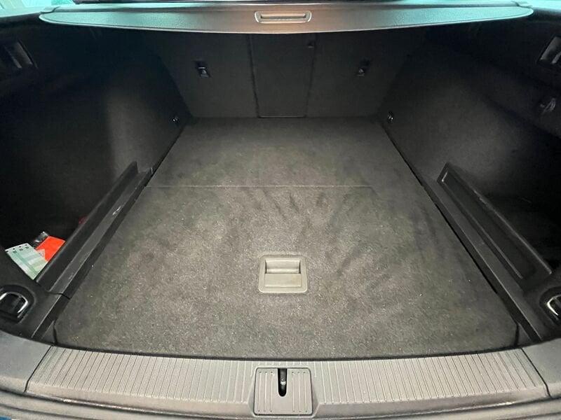 Volkswagen Passat Variant 2.0 TDI Executive 4Motion 200 CV DSG
