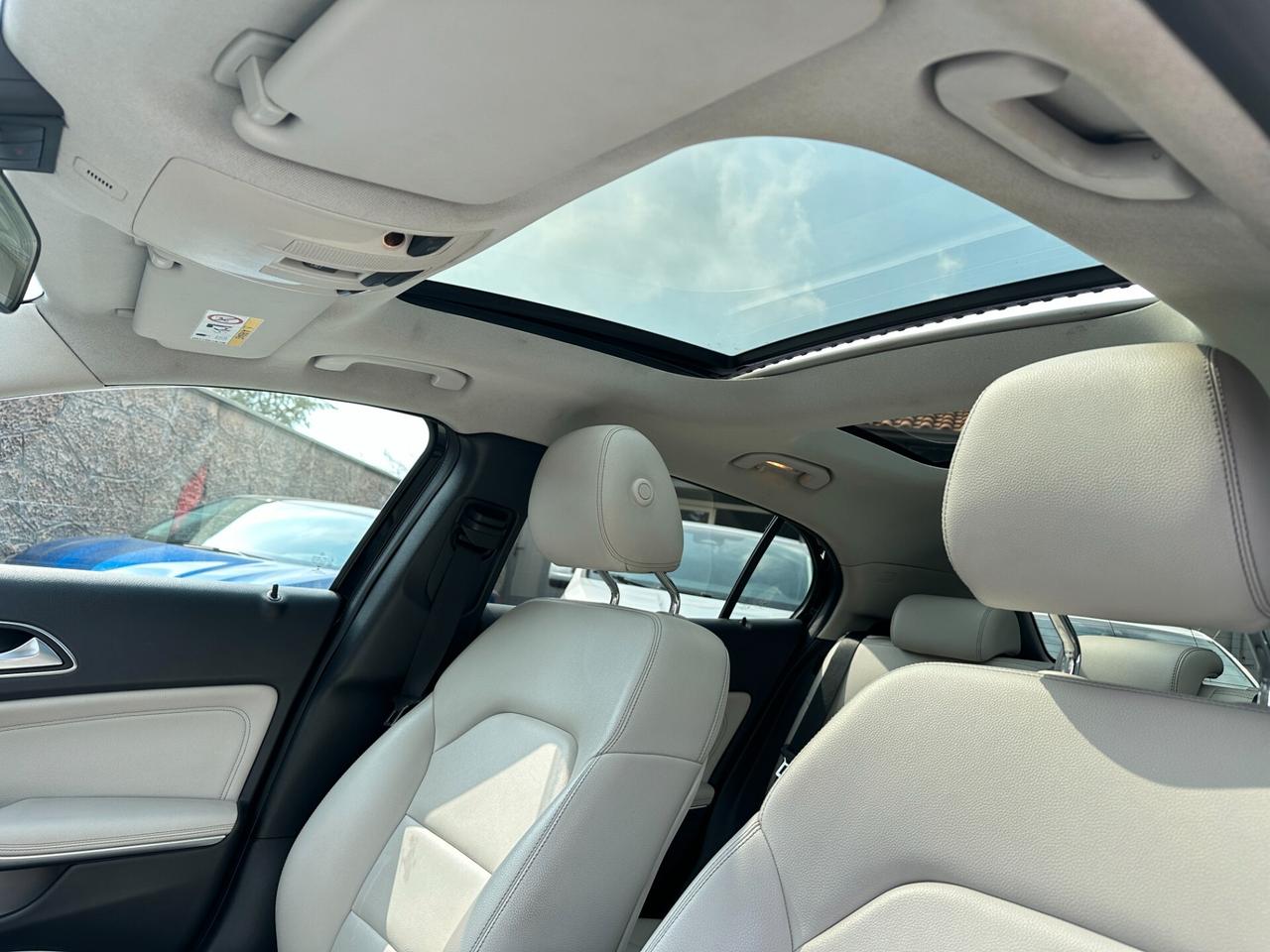 Mercedes-benz GLA 180 200 d Enduro Activity