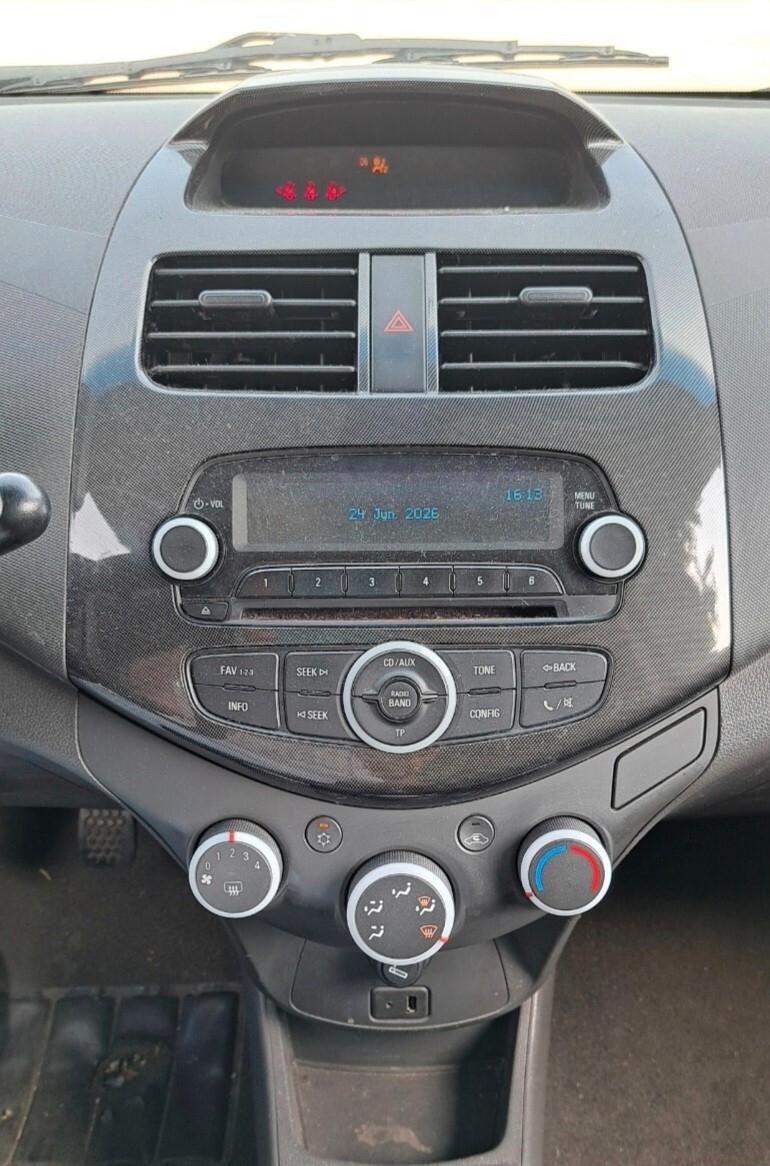 Chevrolet Spark 1.0 LT