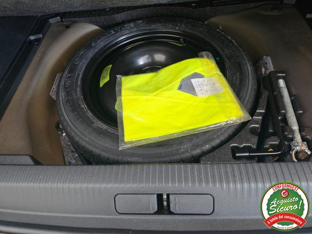 PEUGEOT 2008 BlueHDi 100 S&S Allure