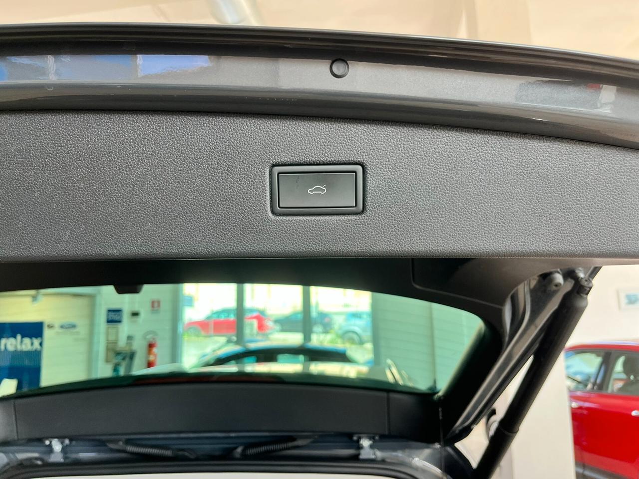 Volkswagen Tiguan 2.0 TDI 150 CV SCR DSG Elegance