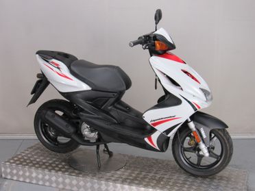 Yamaha Aerox R 2 TEMPI