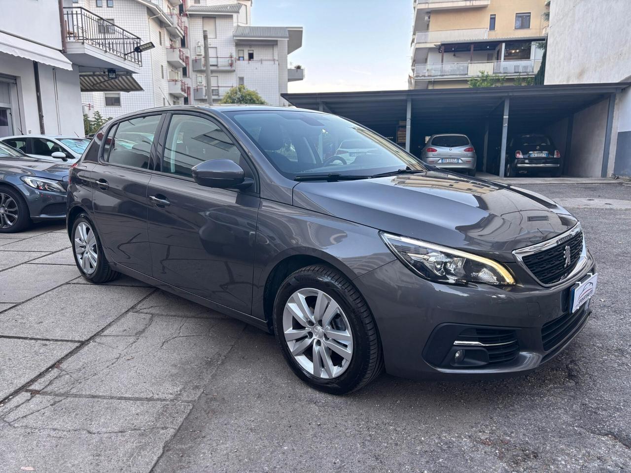 Peugeot 308 BlueHDi 130 S&S Allure Pack