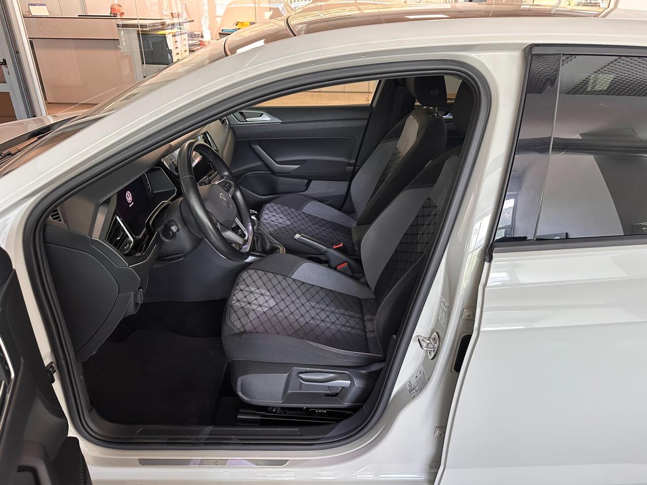 Volkswagen Taigo 1.0 TSI 110 CV R-Line