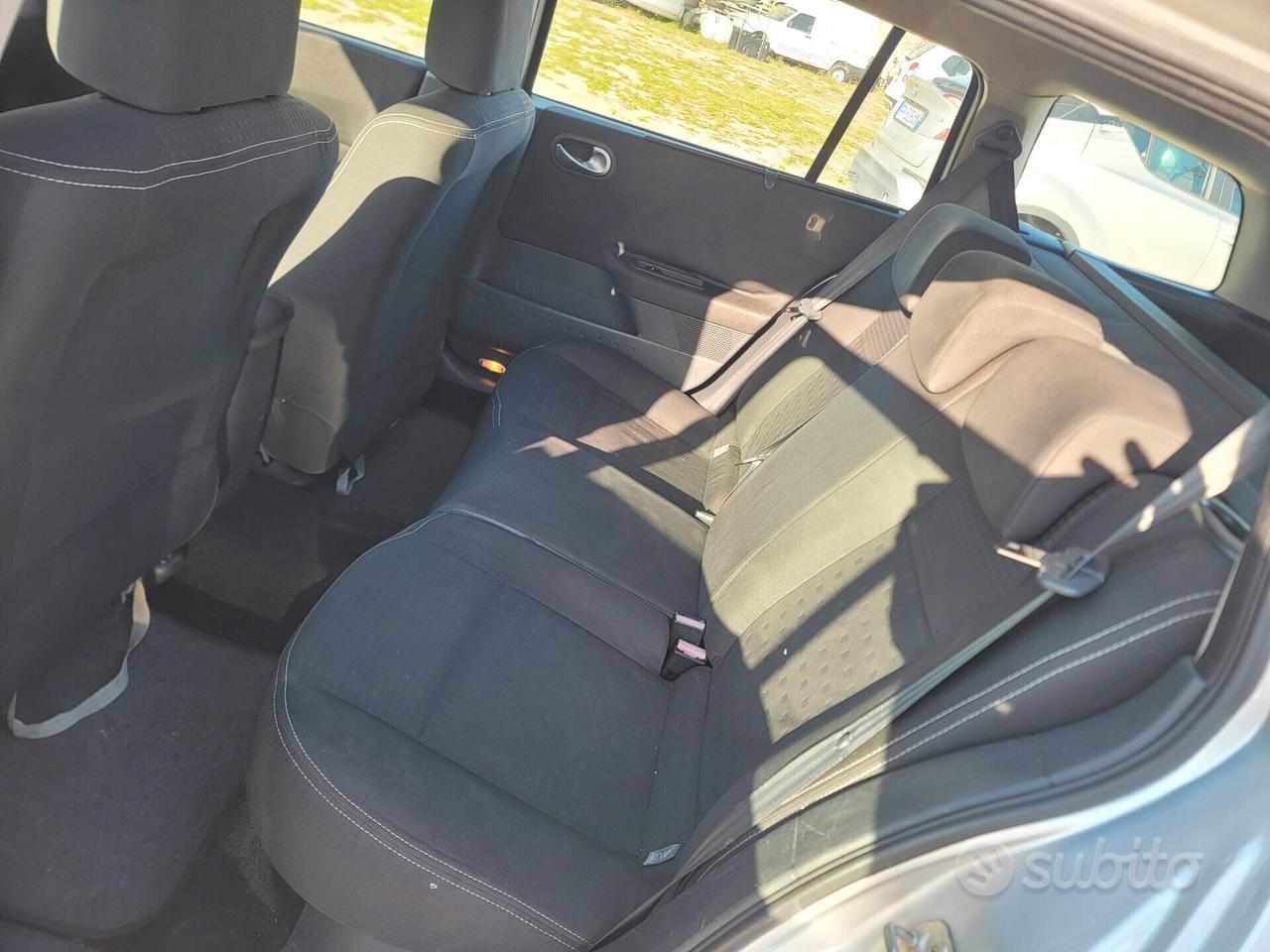 Renault Megane Mgane 1.5 dCi/85CV Grandtour Confo