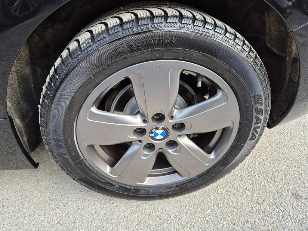 Bmw 116 116d 5p. Business Advantage
