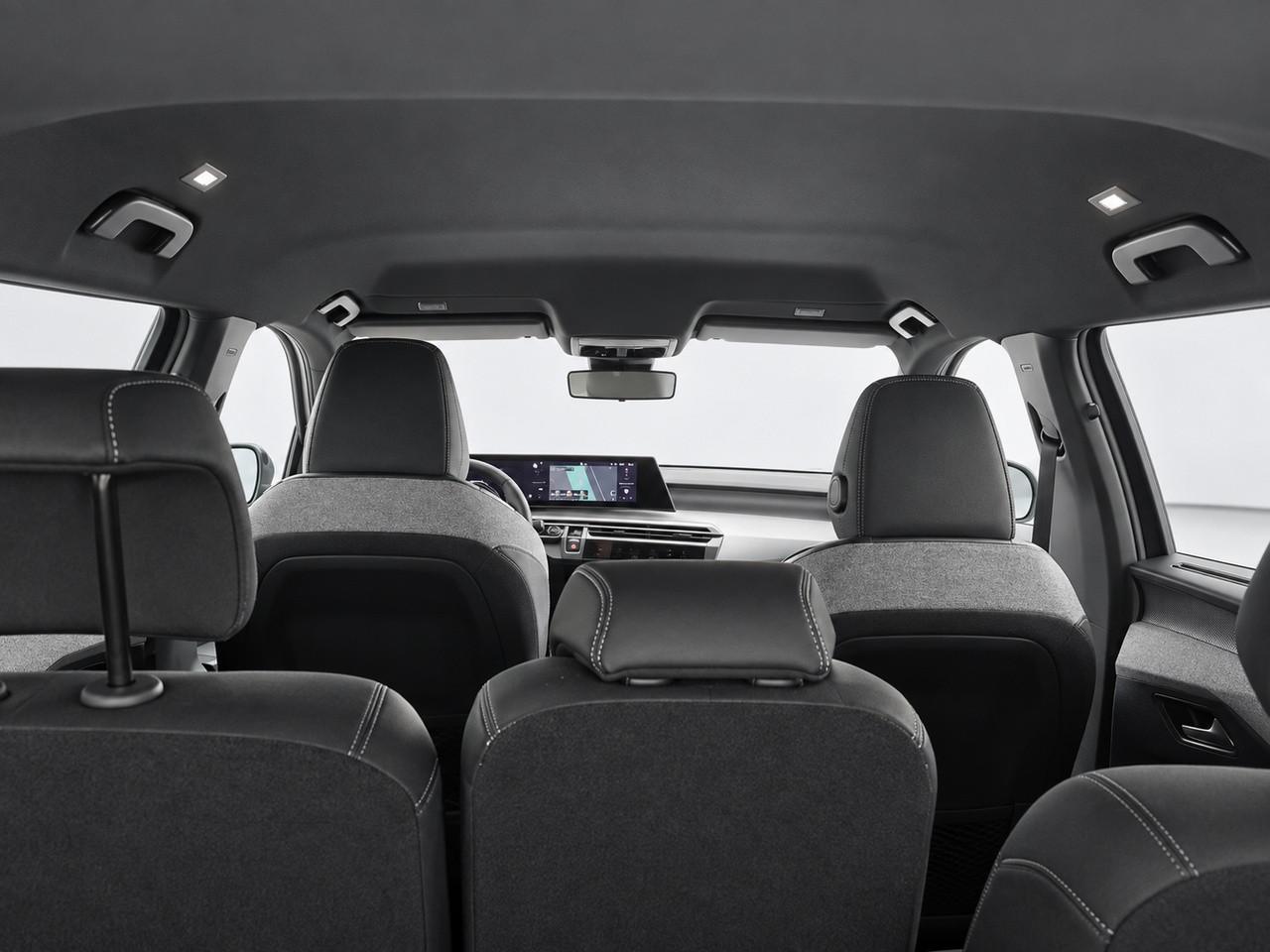 PEUGEOT 5008 III 2024 - Nuovo 5008 Hybrid 136 e-DCS6 GT