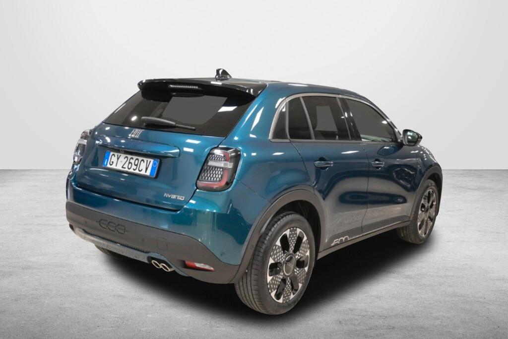 FIAT 600 1.2 HYBRID 136CV DCT MHEV LA PRIMA ( FARI LED - ADAPTIVE CRUISE - COCKPIT - PELLE - NAVI - MIRROR - PDC - TELECAMERA POST. - CERCHI 18 )