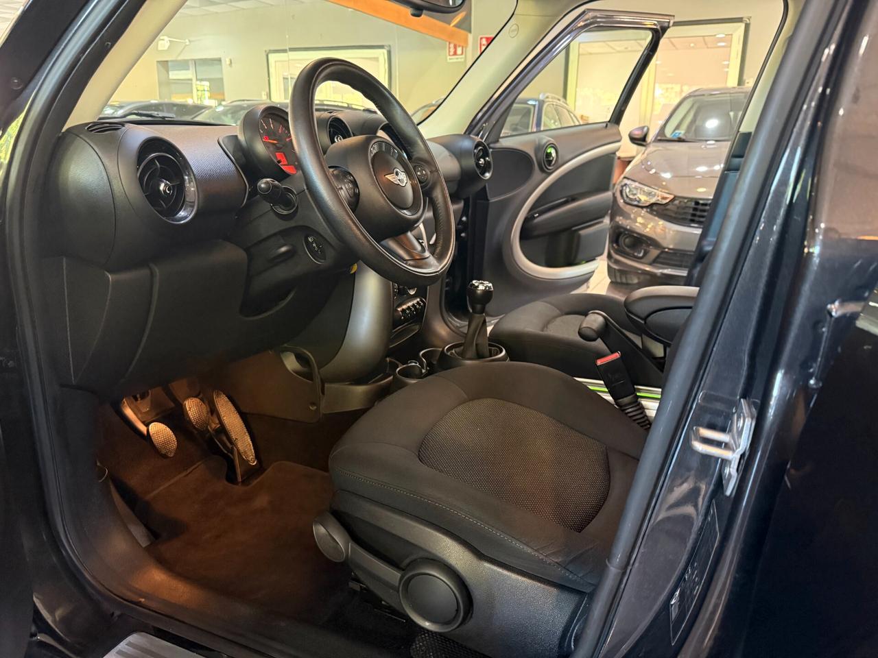 Mini Cooper D Countryman 1.6 Business 59.000 KM NEOPATENTATI !