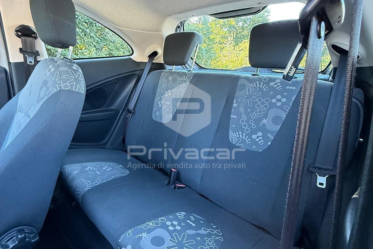 FORD Ka+ 1.2 8V 69CV Titanium