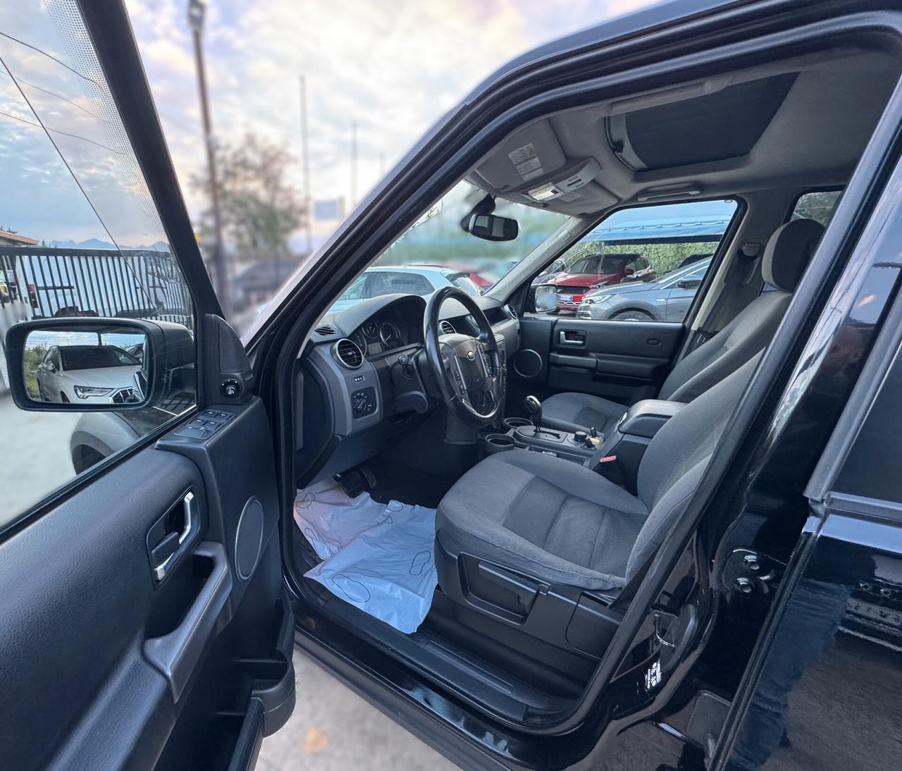 Land Rover Discovery 3 2.7 TDV6 HSE AUTOCARRO 5 POSTI