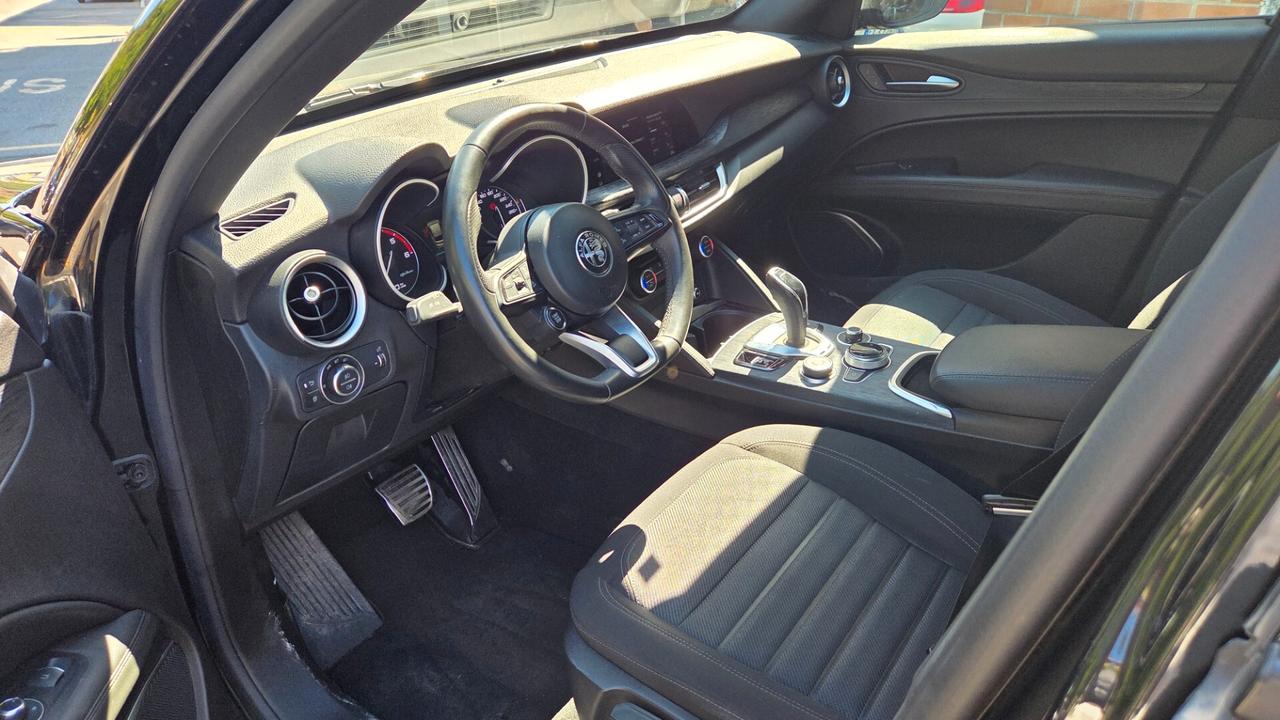 Alfa Romeo Stelvio 2.2 Turbodiesel 160 CV AT8 RWD Super Business